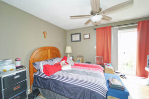 Charming 3-Bed, 1.5-Bath Townhome at 544 Meadow Green Ln, Round Lake Beac Charming 3-Bed, 1.5-Bath Townhome at 544 Meadow Green Ln, Round Lake Beac