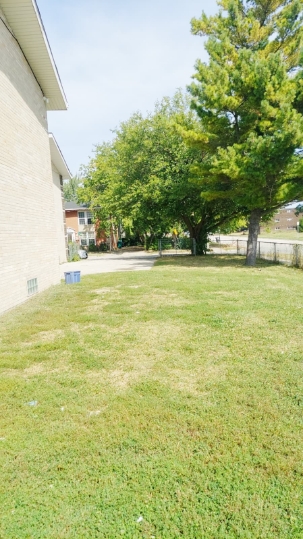 Hebron Ave Properties – 2204 C, Zion, IL 60099